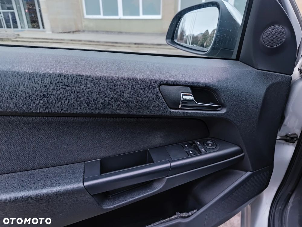 Opel Astra 1.6 EU5 - 11