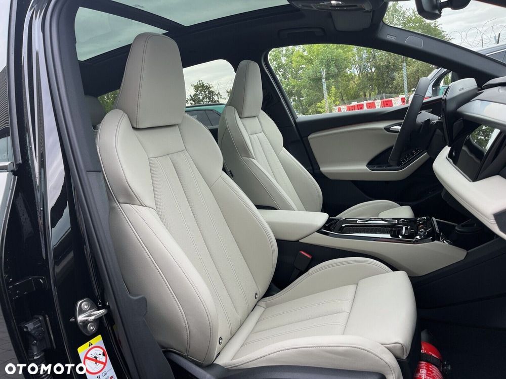 Audi Q6 e-tron - 23