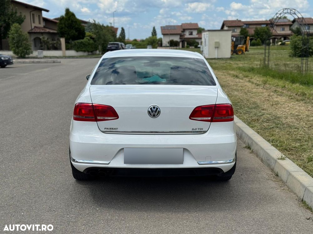 Volkswagen Passat 2.0 Blue TDI SCR Highline - 4