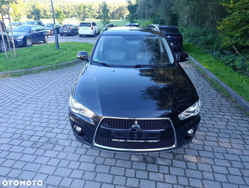 Mitsubishi Outlander 2.2 DI-D 4WD Automatik Invite - 4