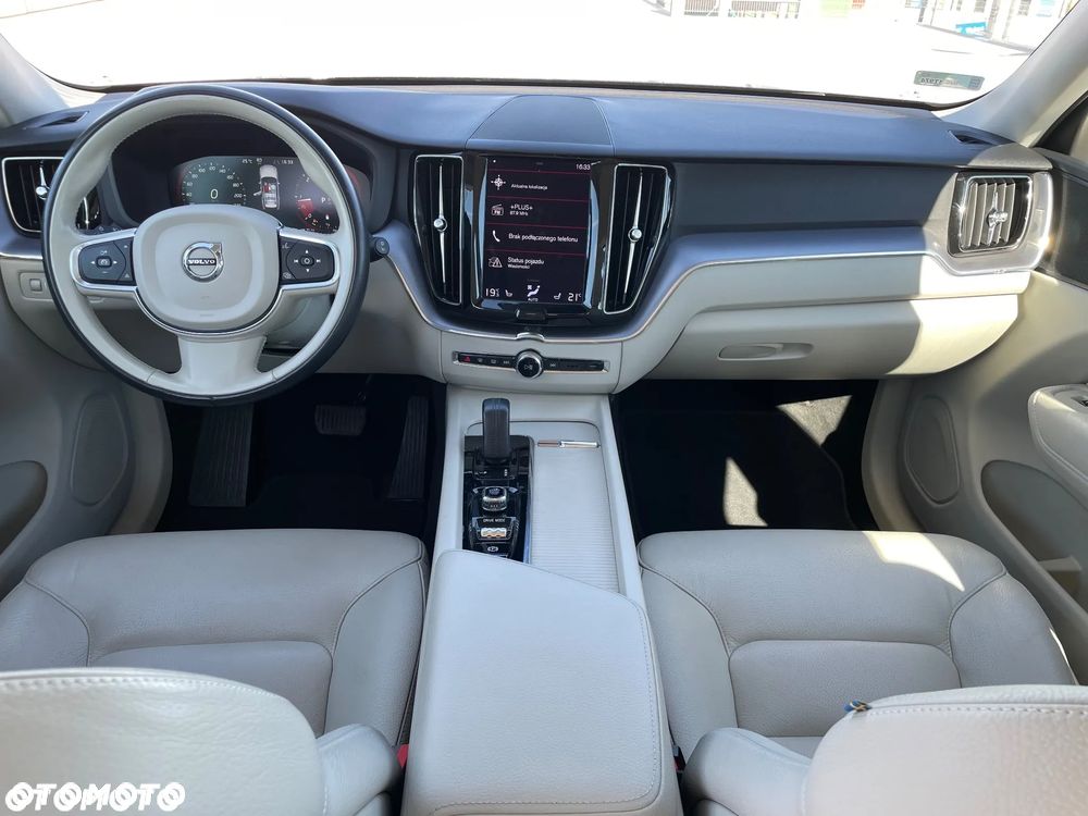 Volvo XC 60 B5 D AWD Inscription - 26