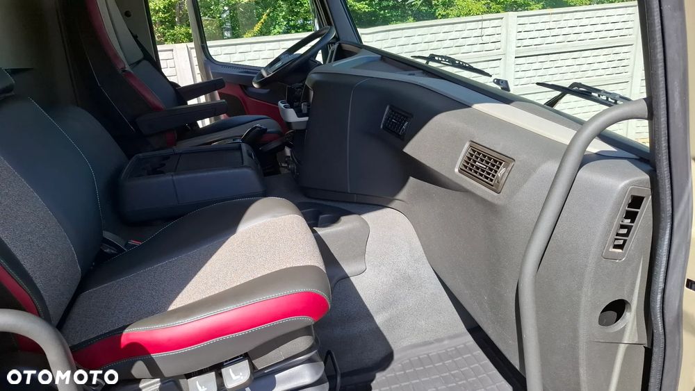 Volvo FM 330* 4x2 *+ DŻWIG KRAN HDS ATLAS 135.2  WYSÓW 9.8m* Kran* Sterowanie manualne* Skrzynia 5.6m* 293000km - Wyjątkowo zadbany* z NIEMIEC - 18