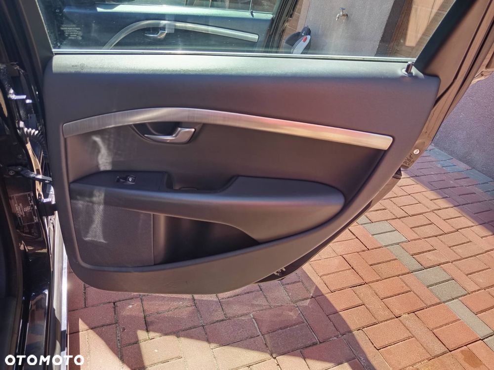 Volvo V70 2.0 Summum - 22
