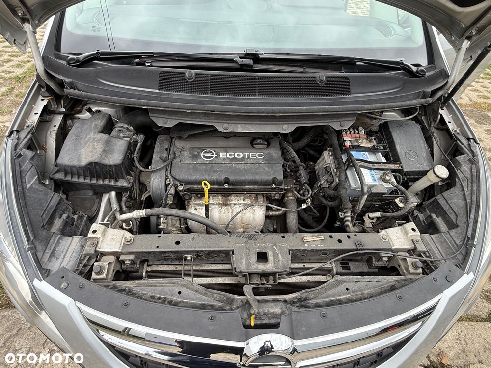 Opel Zafira Tourer 1.8 Selection - 31