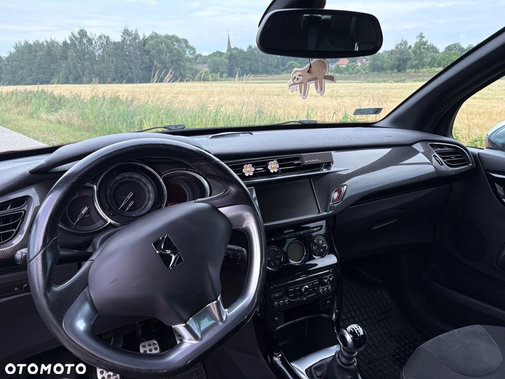 Citroën DS3 1.6 THP SportChic - 8