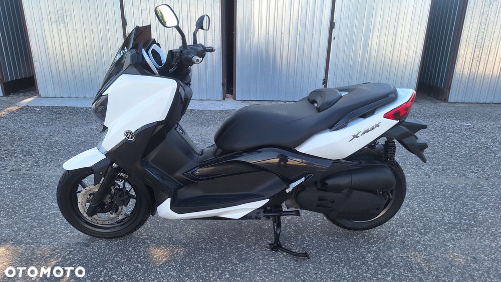 Yamaha X-max - 3