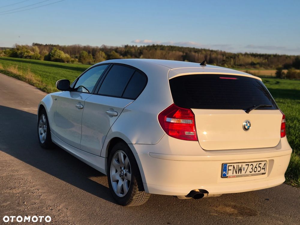 BMW Seria 1 116i - 4