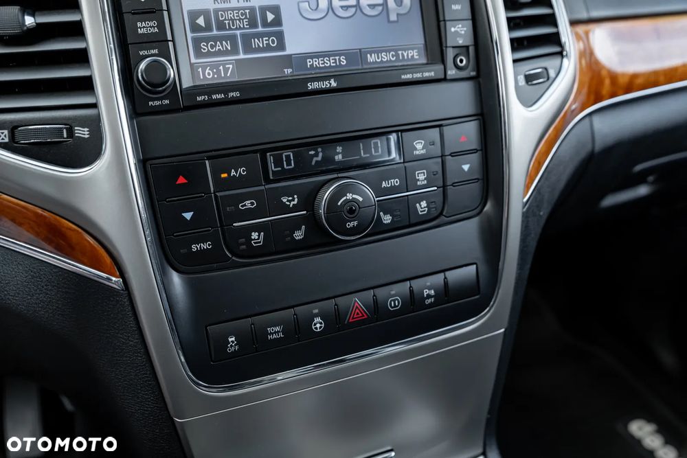 Jeep Grand Cherokee 5.7 V8 HEMI 4WD Automatik Overland - 32