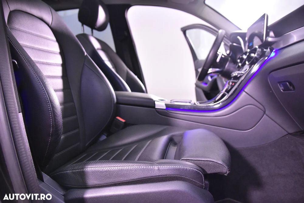 Mercedes-Benz GLC 300 d 4Matic 9G-TRONIC AMG Line - 11