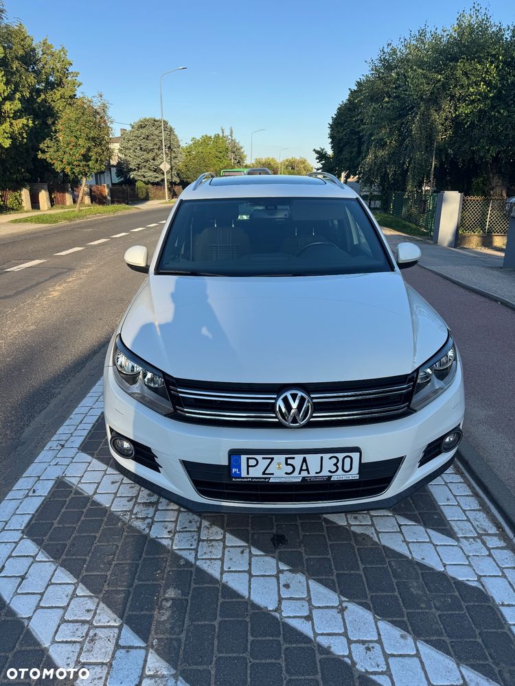 Volkswagen Tiguan 2.0 TDI DPF BlueMotion Technology Lounge Sport & Style - 3