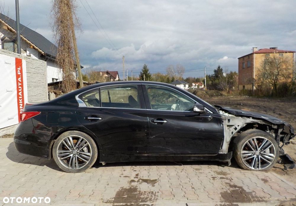 Infiniti Q50 - 15