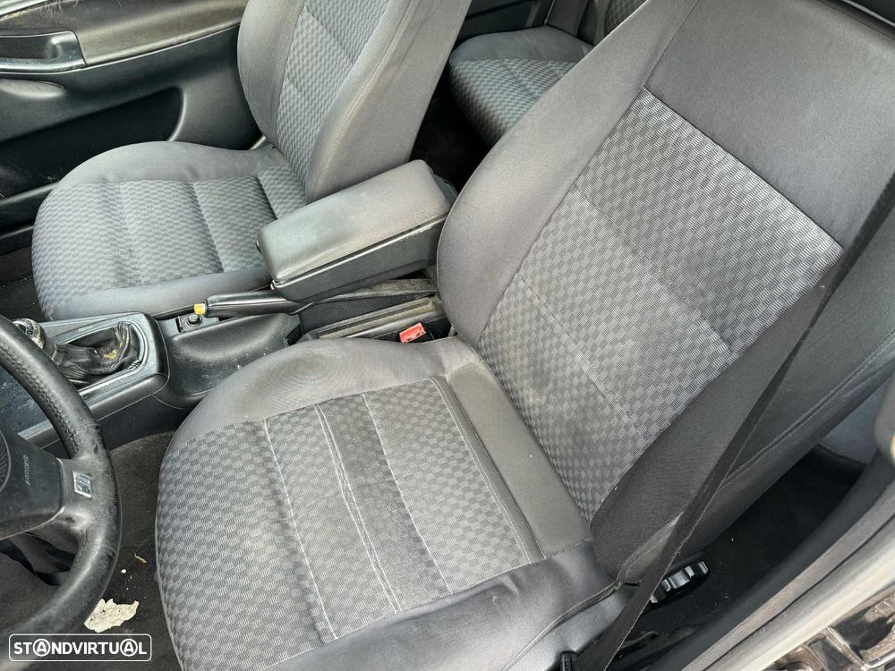 Audi A4 Avant 1.9 TDI Sport - 10