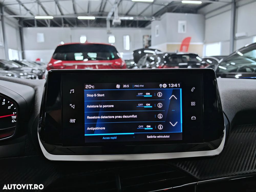 Peugeot 2008 PureTech 100 Allure - 14