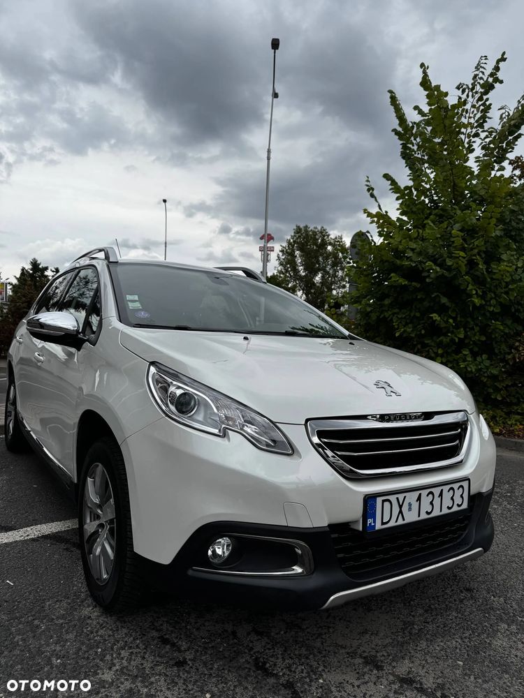 Peugeot 2008 1.2 Pure Tech GPF Allure S&S - 3