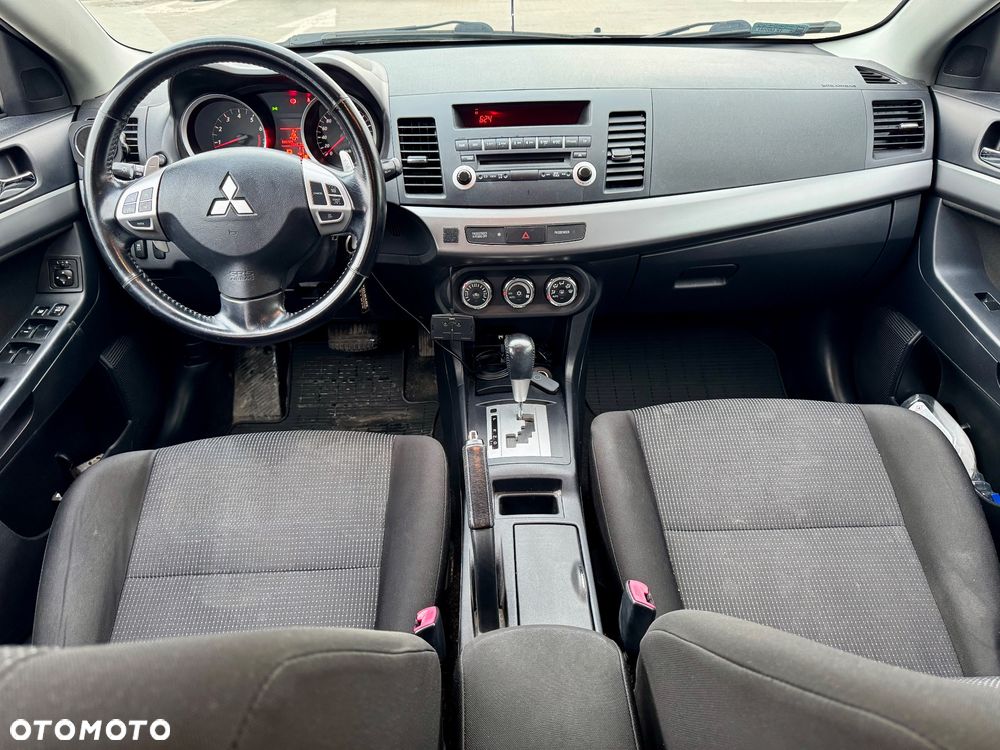 Mitsubishi Lancer 1.8 Invite CVT - 9