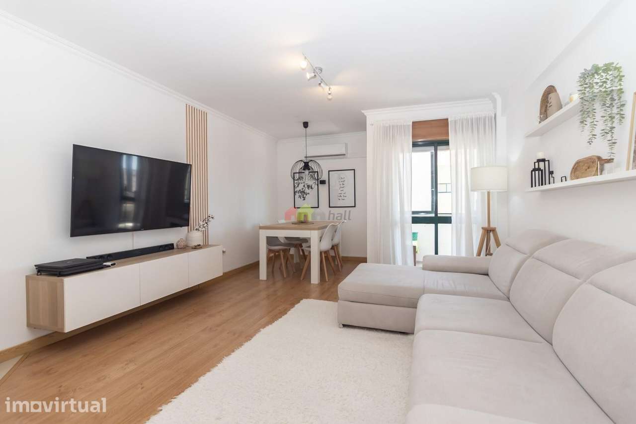Apartamento T2 Remodelado com Arrecadação na Vila Verde em Alhos Vedro - Grande imagem: 4/33