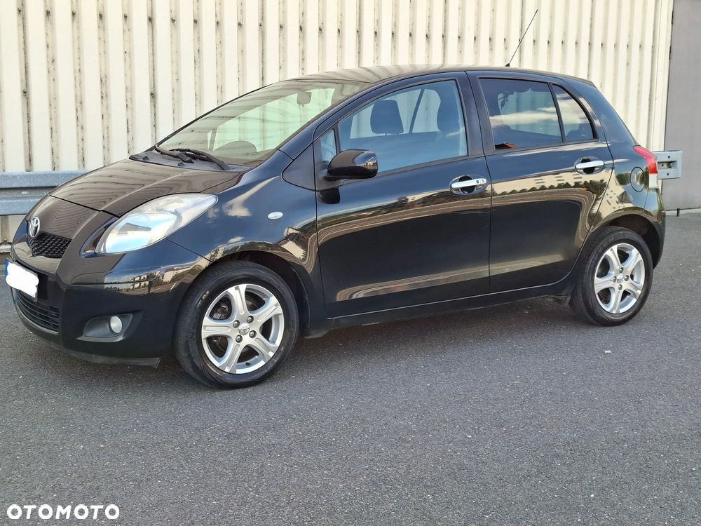 Toyota Yaris - 2
