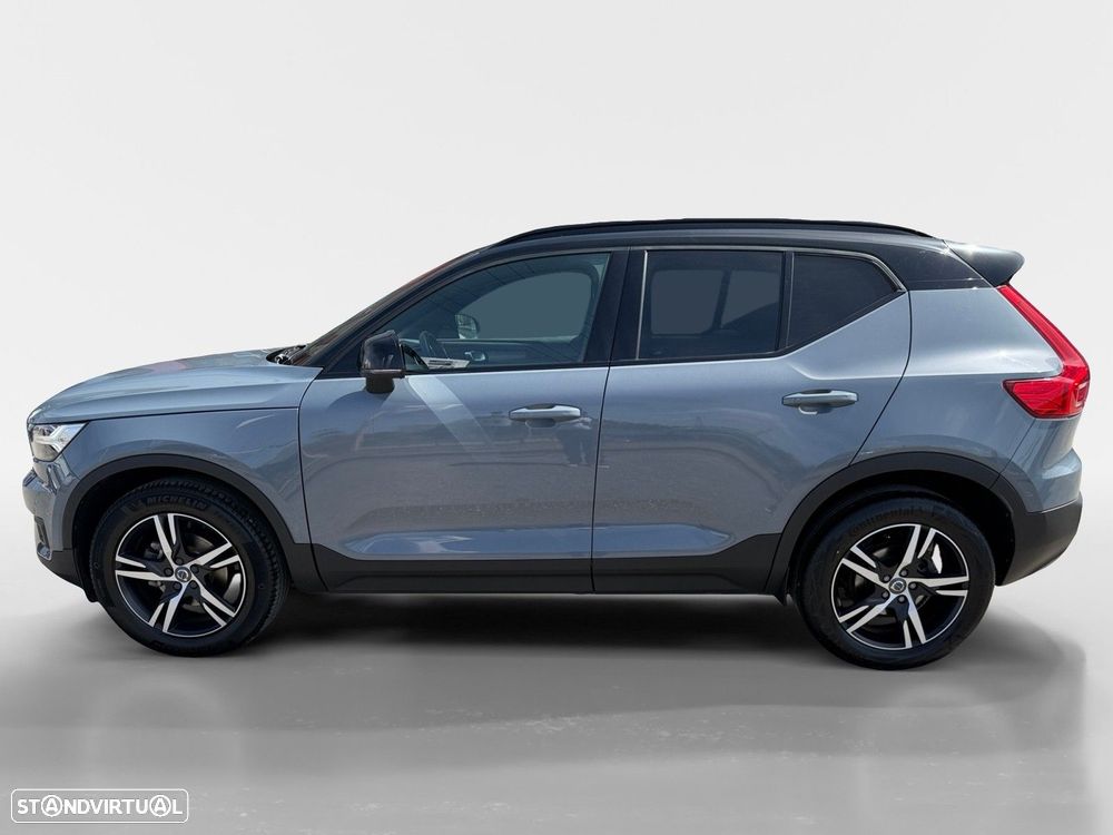 Volvo XC 40 1.5 T2 Plus Dark Auto - 2