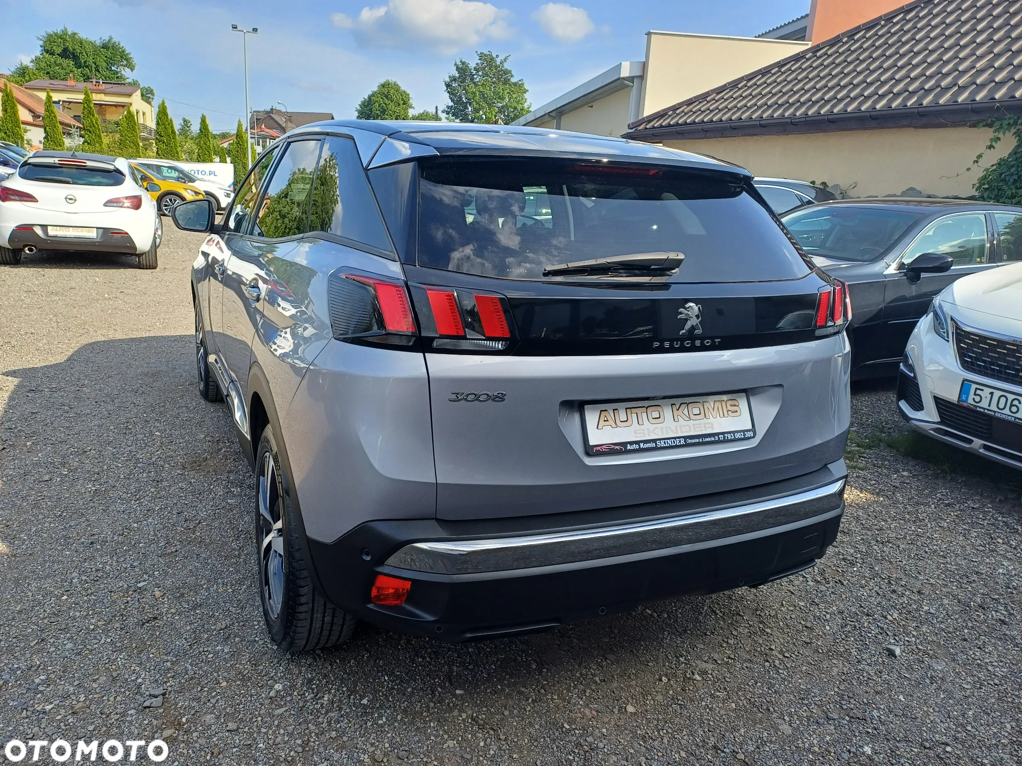 Peugeot 3008 1.2 PureTech Allure S&S - 4