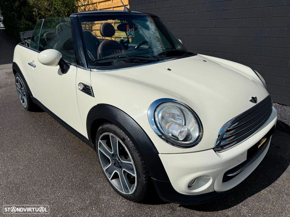 MINI Cabrio Cooper D - 2