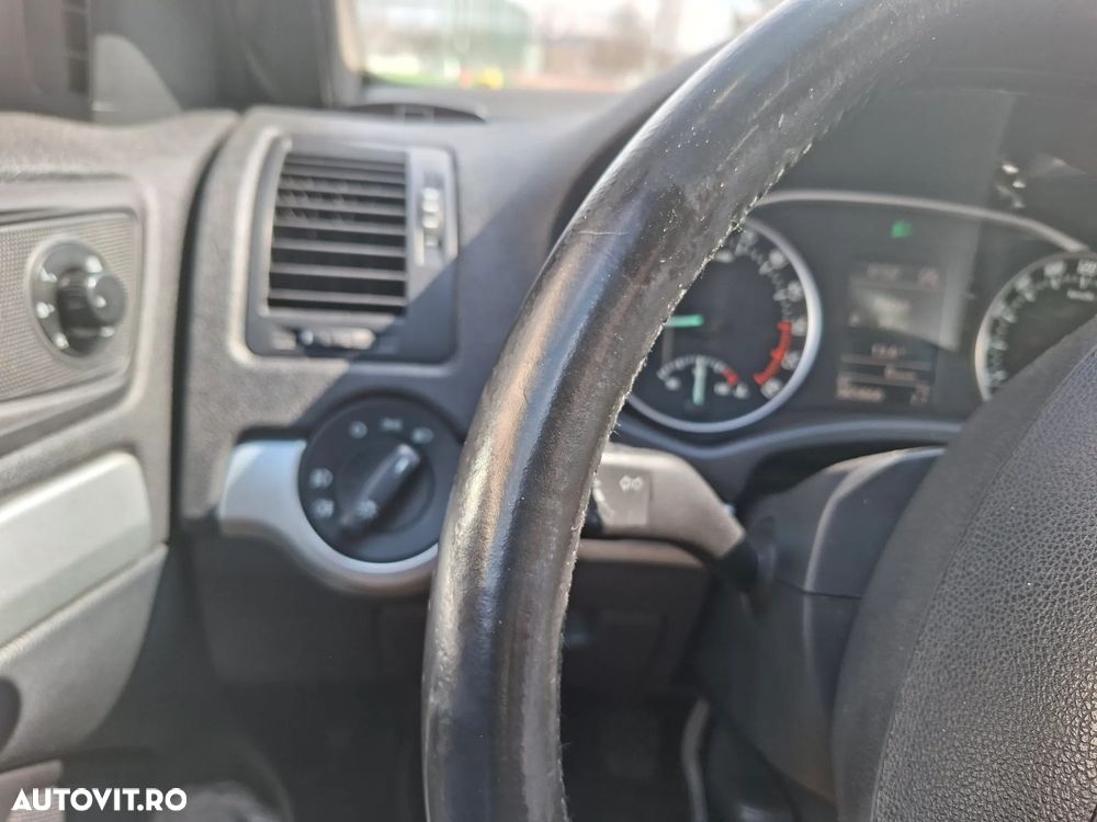 Skoda Octavia 1.6 TDI DPF Elegance Green tec - 32