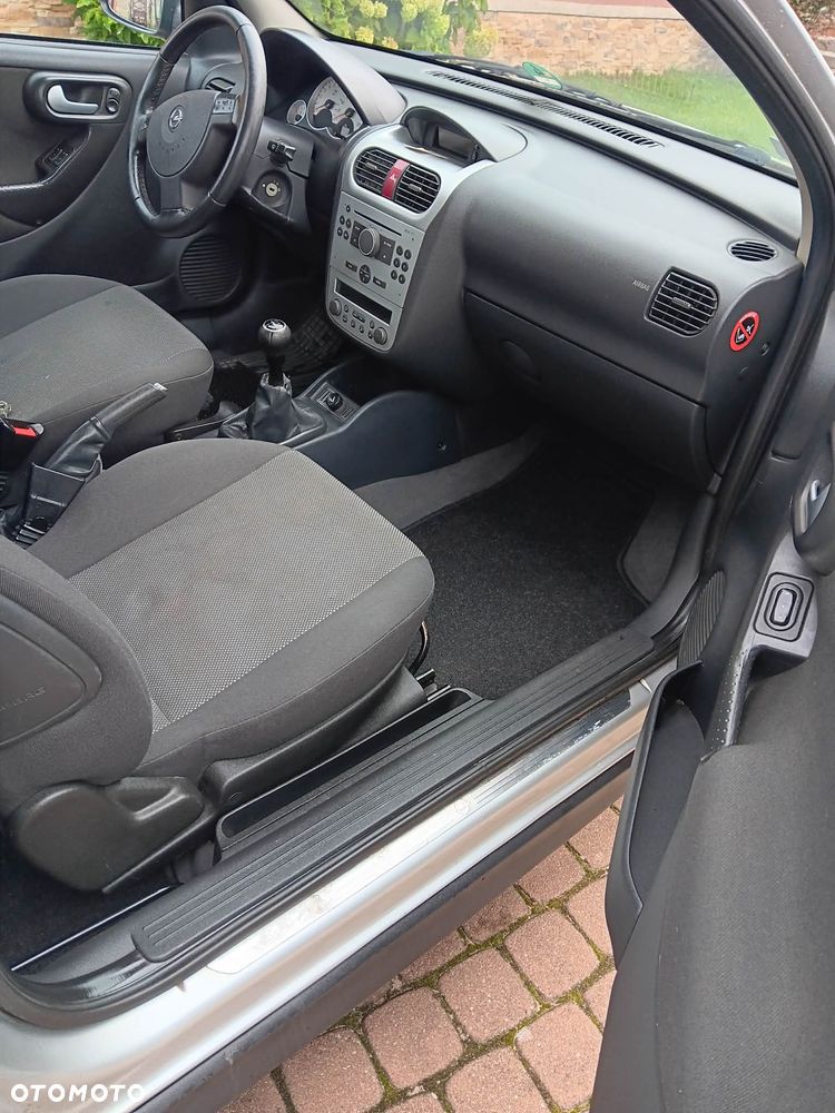 Opel Corsa - 13