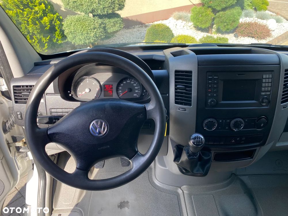 Volkswagen CRAFTER - 8