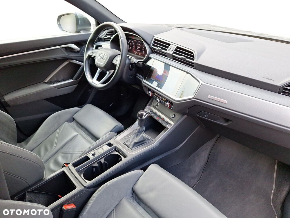 Audi Q3 Sportback - 10