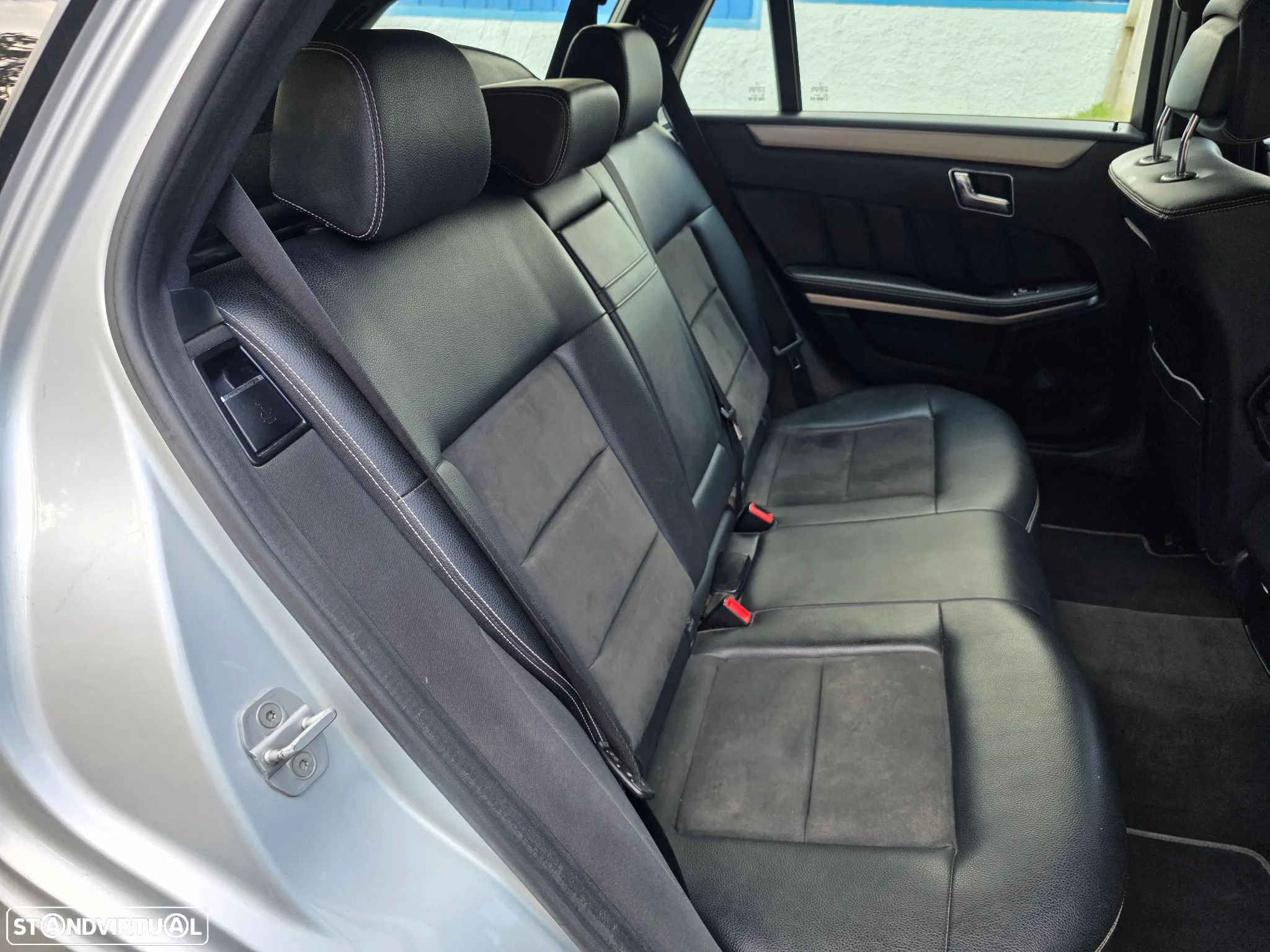 Mercedes-Benz E 250 CDi Avantgarde BlueEfficiency Auto. - 13