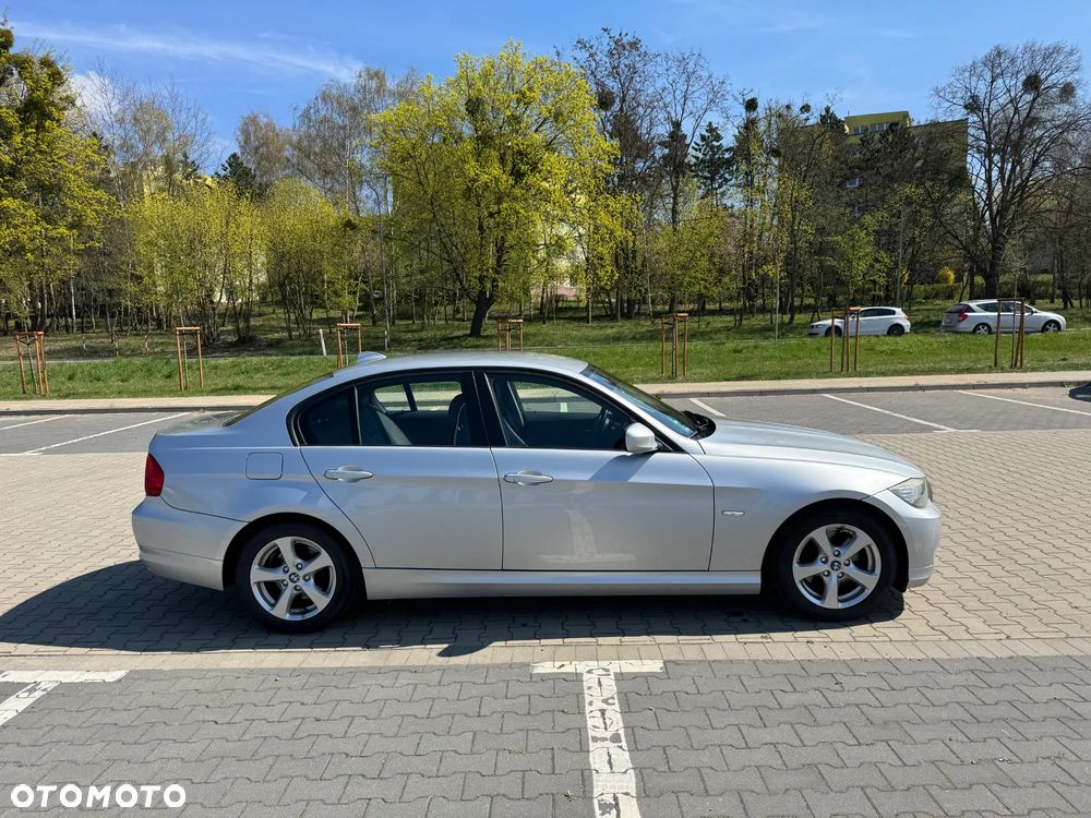 BMW Seria 3 320d DPF - 13