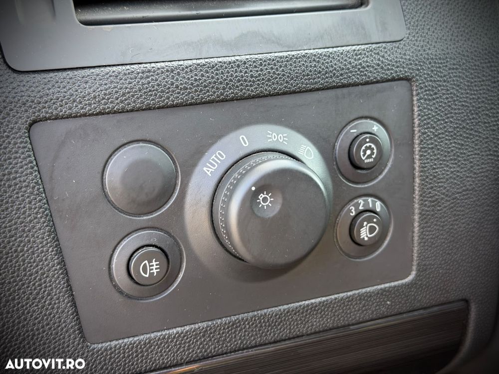 Opel Zafira 2.0 Turbo Edition Plus - 33