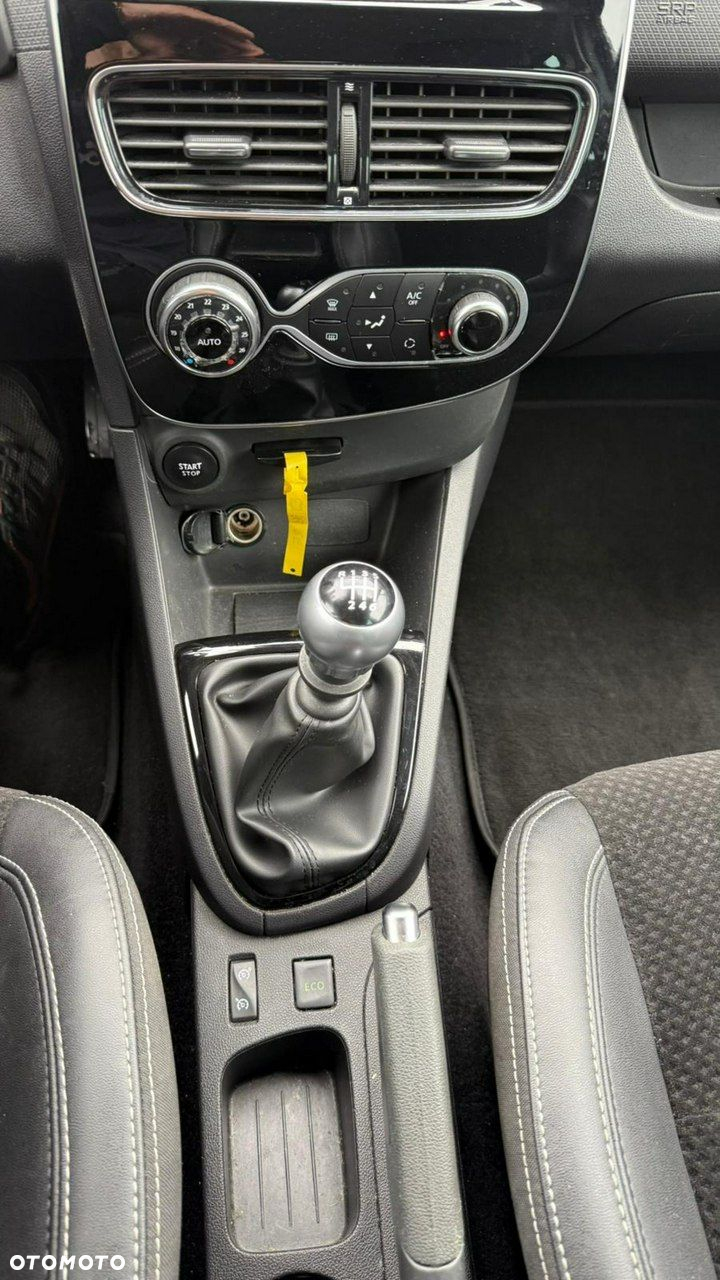 Renault Clio - 16
