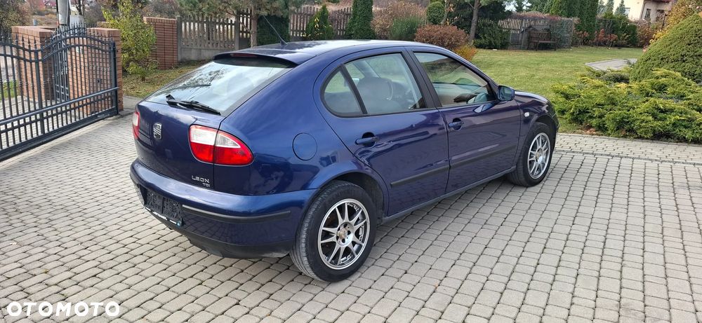 Seat Leon 1.9 TDI Signo - 3