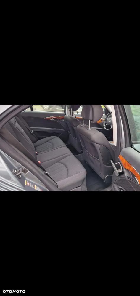Mercedes-Benz Klasa E 280 4-Matic Elegance - 19