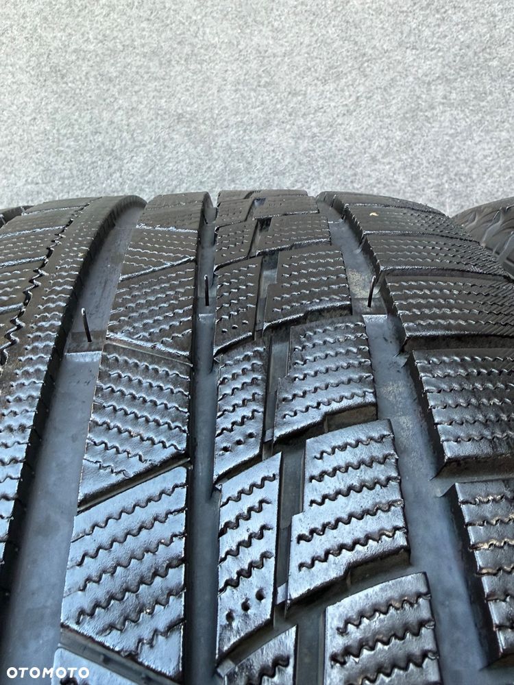 Dwie opony zimowe FireMax 255/40/18 R18 Radom 2 sztuki zima gwarancja rozruchowa 260 265 - 2