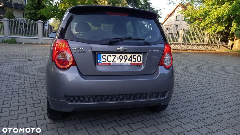 Chevrolet Aveo 1.2 16V LS Design+ - 8