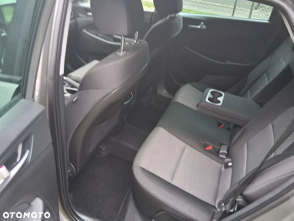 Hyundai Tucson blue 1.6 CRDi 2WD Select - 11