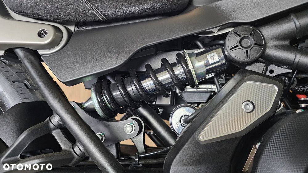 QJMOTOR SRV 700 - 20