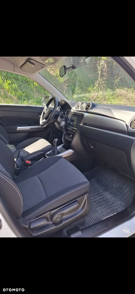 Suzuki Vitara 1.0 Boosterjet Premium 2WD - 7