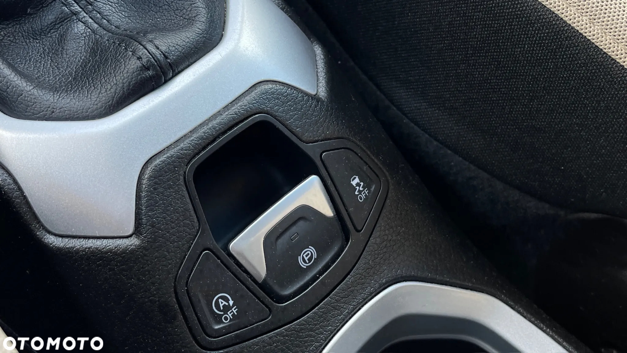Jeep Renegade - 41