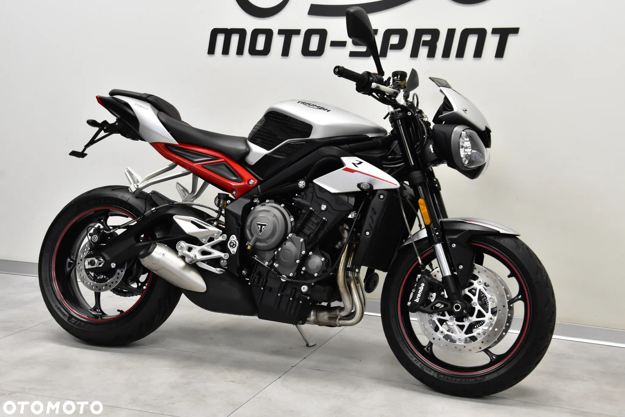 Triumph Street Triple - 3