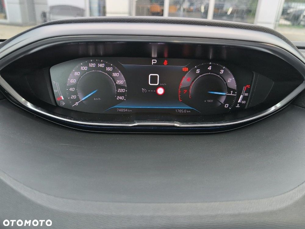 Peugeot 5008 1.2 PureTech Active Pack S&S EAT8 - 30