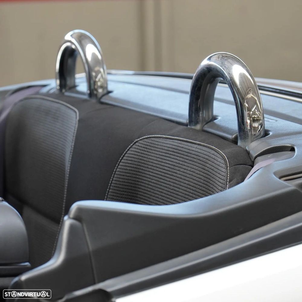 Peugeot 207 CC 1.6 SE 200 Anos - 20