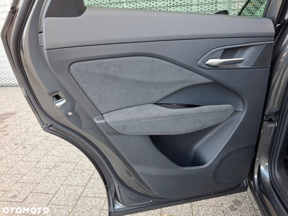 Audi Q3 Sportback - 14
