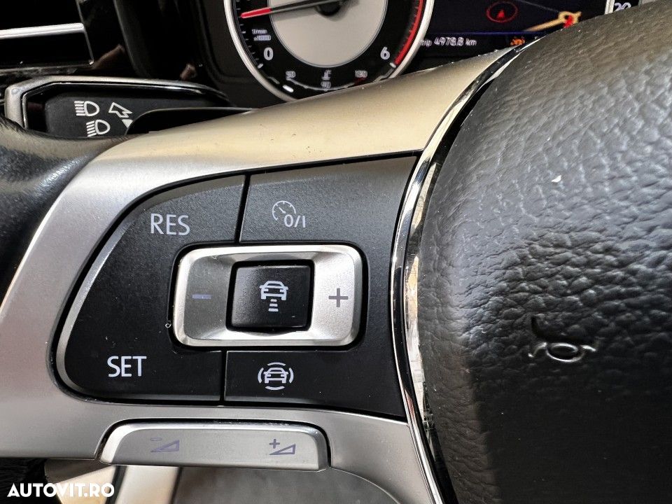 Volkswagen Touareg - 29