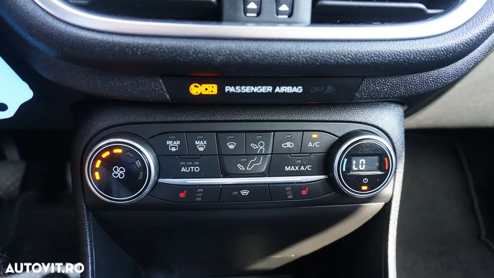 Ford Fiesta 1.0 EcoBoost Start-Stop ST-LINE - 24