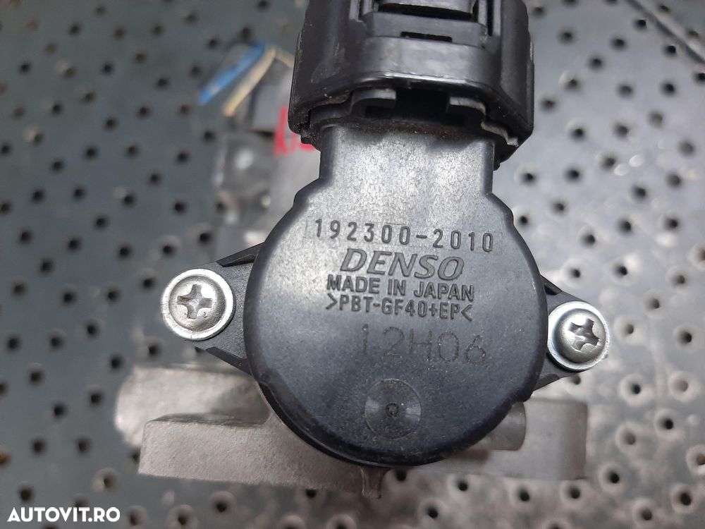 clapeta acceleratie 1.4d  toyota yaris p9 avensis 192300-2010 - 3