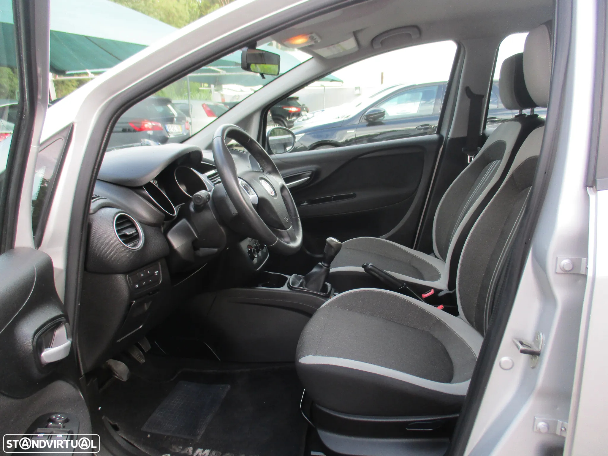 Fiat Punto 1.3 M-Jet Easy S&S - 15
