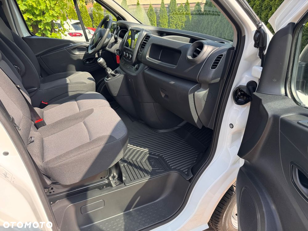 Renault Trafic long - 15