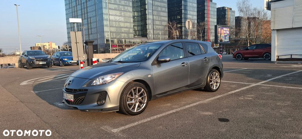 Mazda 3 1.6 Navi + - 7